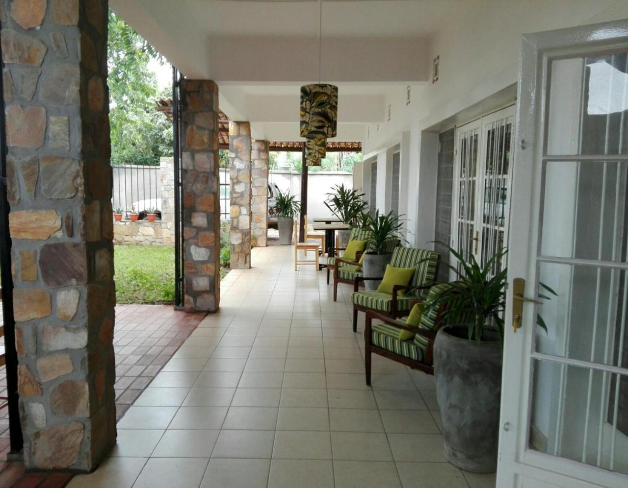 Urban Lodge Bujumbura Eksteriør billede