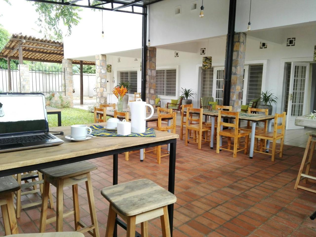 Urban Lodge Bujumbura Eksteriør billede
